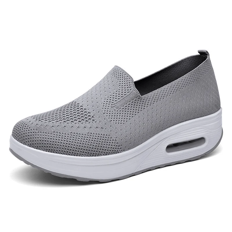 Women's simple color low top casual trendy shoes. Comfortable and stylish footwear for everyday wear, perfect for any ca — photo 6