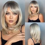 Peruca longa cacheada feminina com franja Cabelo sintético resistente ao calor e natural Transforme seu visual instantaneamente Fácil de usar e estilizar. — foto 5
