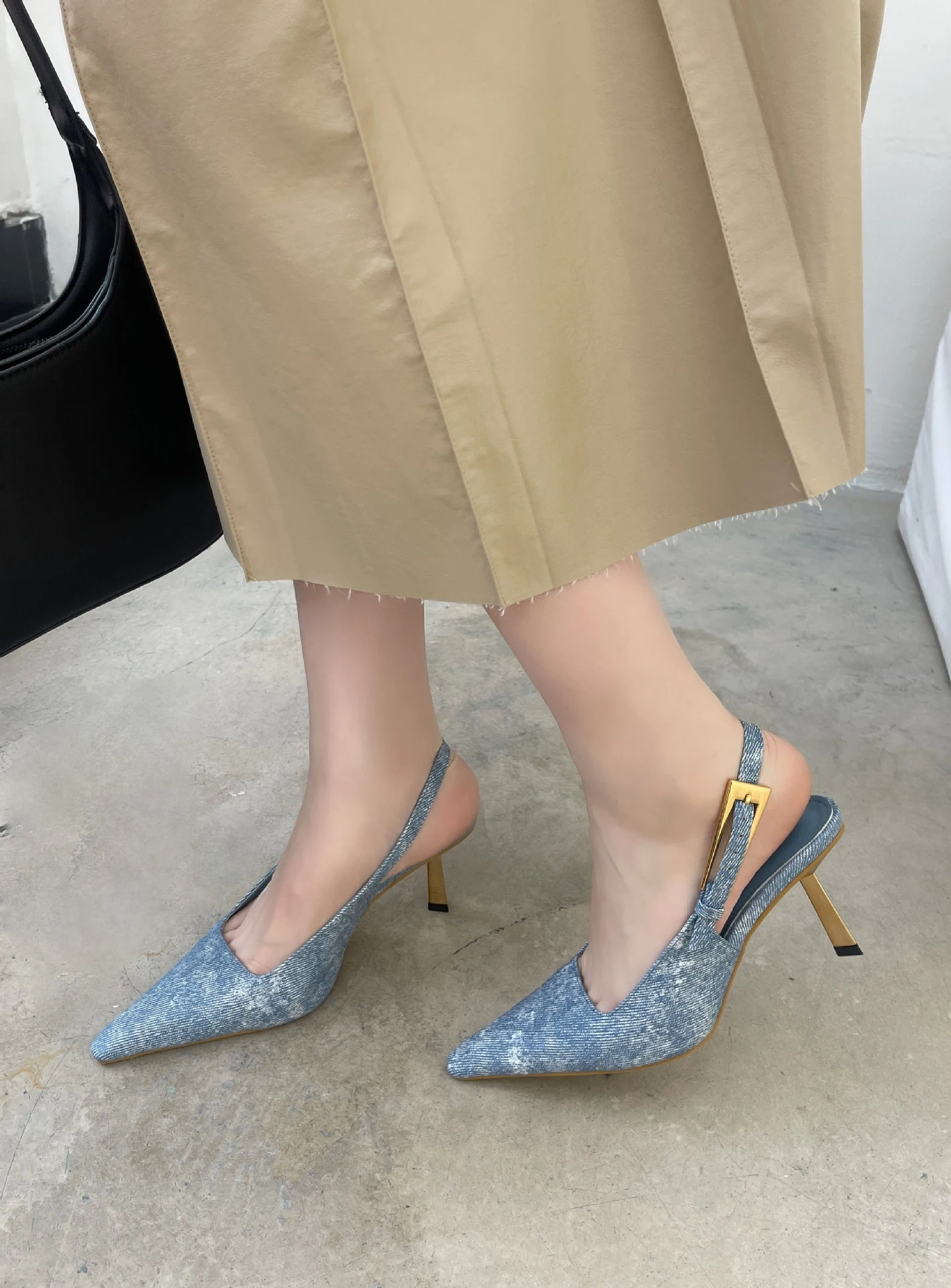 Title 9, Ladies New Square Toe Patent Leather Sandals