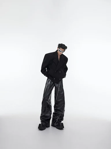 Title 6, Deconstructed Silhouette Short Woolen Suit Jack...
