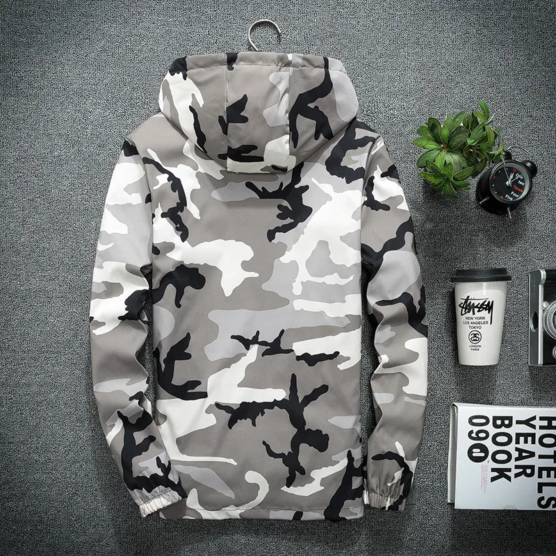 Camouflage trench coat for students with a hood and wind protection, perfect for unpredictable weather, stylish and comf — photo 5