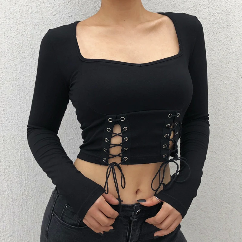 Title 2, Camiseta slim com gola quadrada e cordão sexy u...