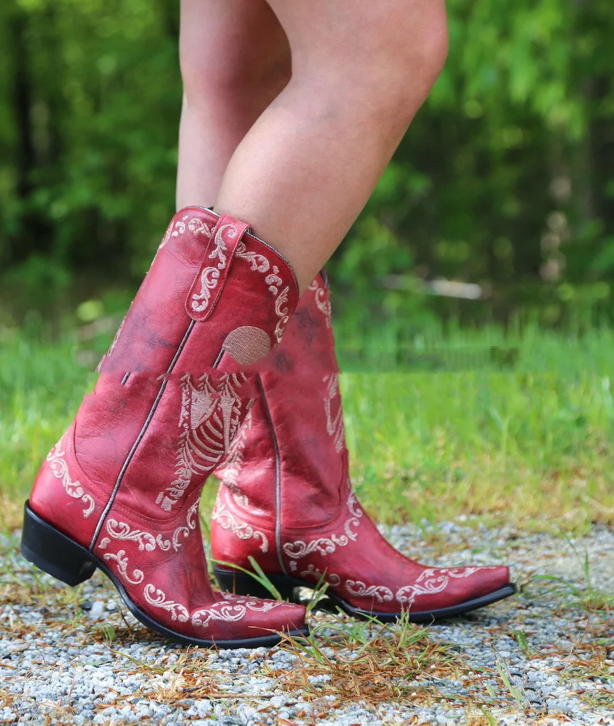 Skull Tall Pointed Toe Chunky Mid Heel Martin Boots, comfortable and stylish boots for women, perfect for everyday wear — photo 6