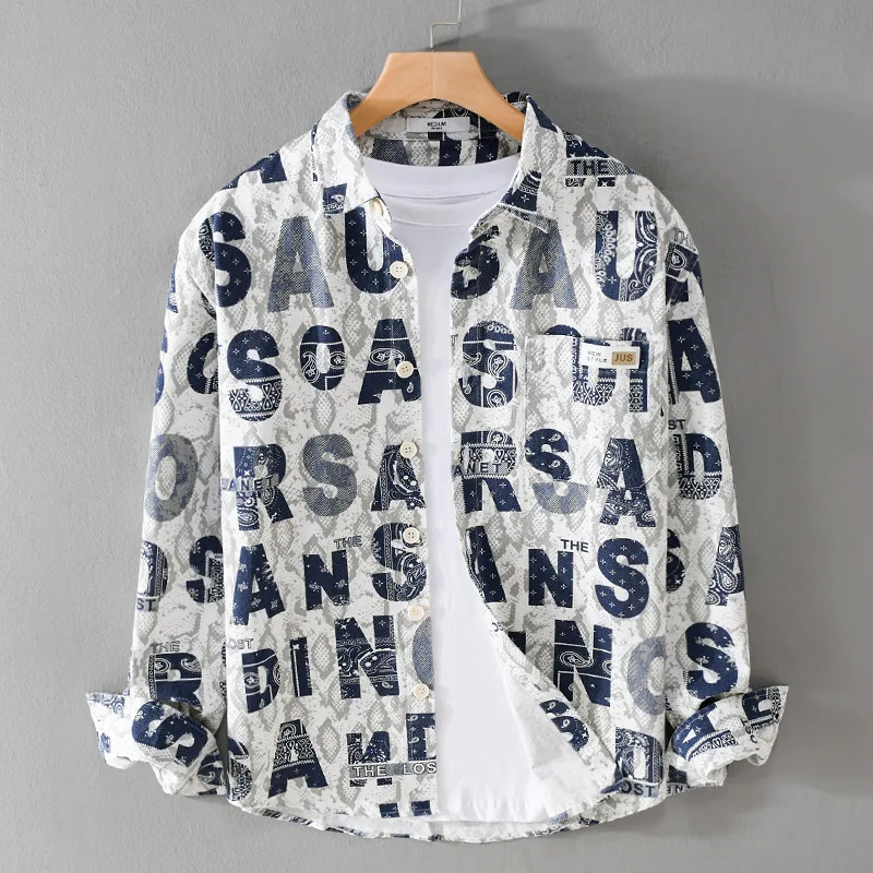 Camisa de manga longa com estampa de letras, moderna e casual, soltinha, ideal para um look fashion e confortável. — foto 9