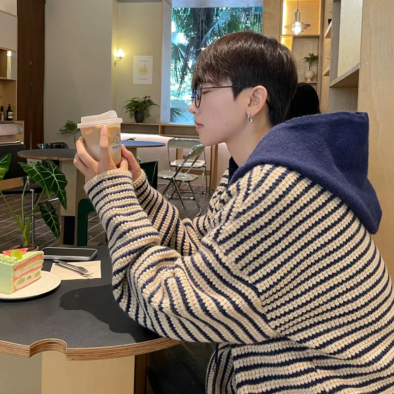 Men's Daily Casual Simple Personality Striped Knitwear Sweater. Perfect for everyday wear, comfortable, stylish, and add — photo 10