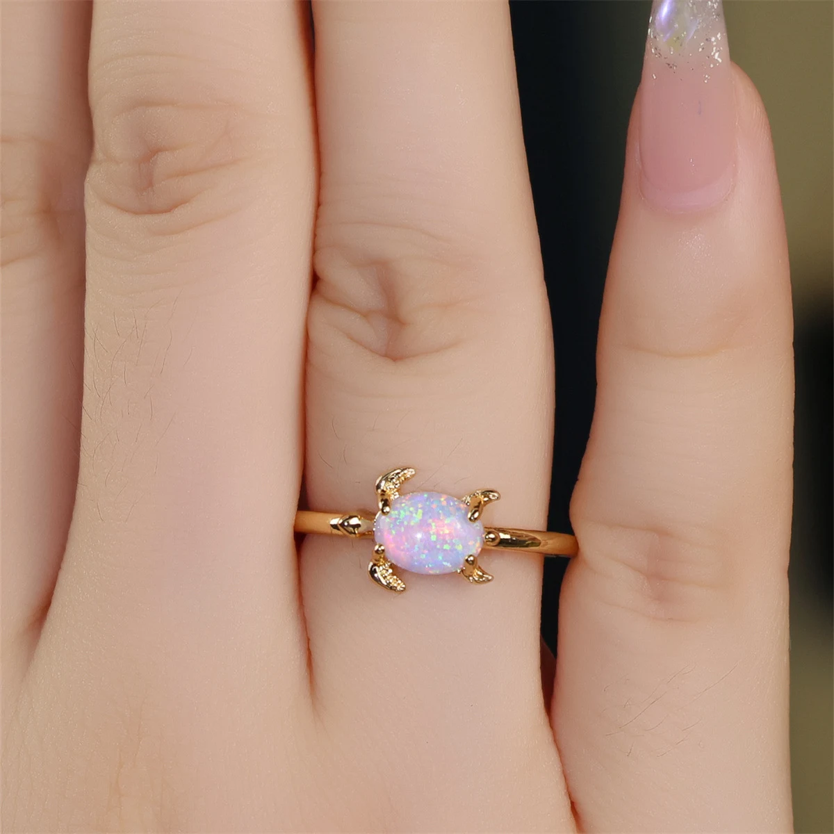 Novo Anel de Tartaruga Opalina Branca Redonda, uma joia elegante e charmosa, perfeita para presentear e adicionar um toque especial. — foto 2
