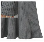 Saia feminina de cintura alta em tricô Elegância e conforto em uma peça. Modela a silhueta, ideal para diversas ocasiões. Sinta-se confiante e estilosa. — foto 3