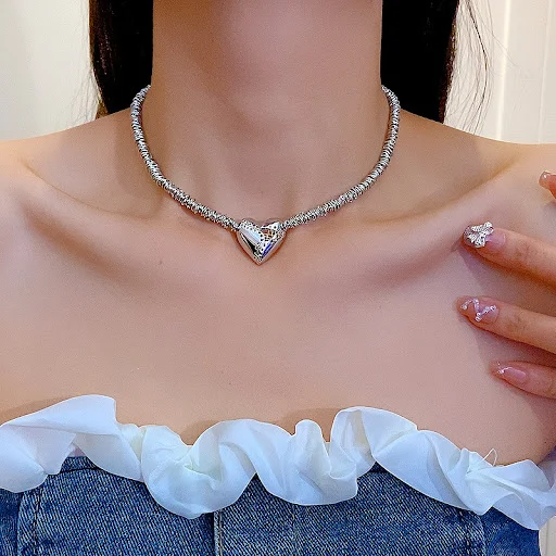 Title 13, Colar Estilo Frio Hot Girl Love Feminino Curto ...