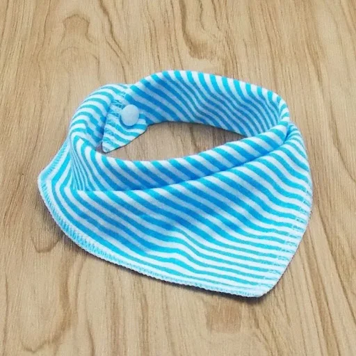 Title 7, Cat and dog triangle scarf, adjustable and comf...