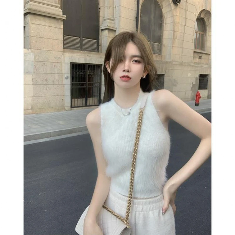 Autumn And Winter Outerwear Short Exposed Navel Sexy Suspender Top — photo 4