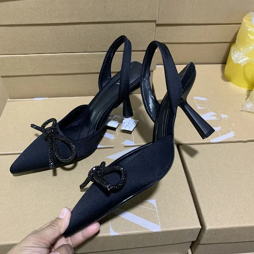Title 4, Damen High Heel Sandalen mit spitzer Zehenparti...