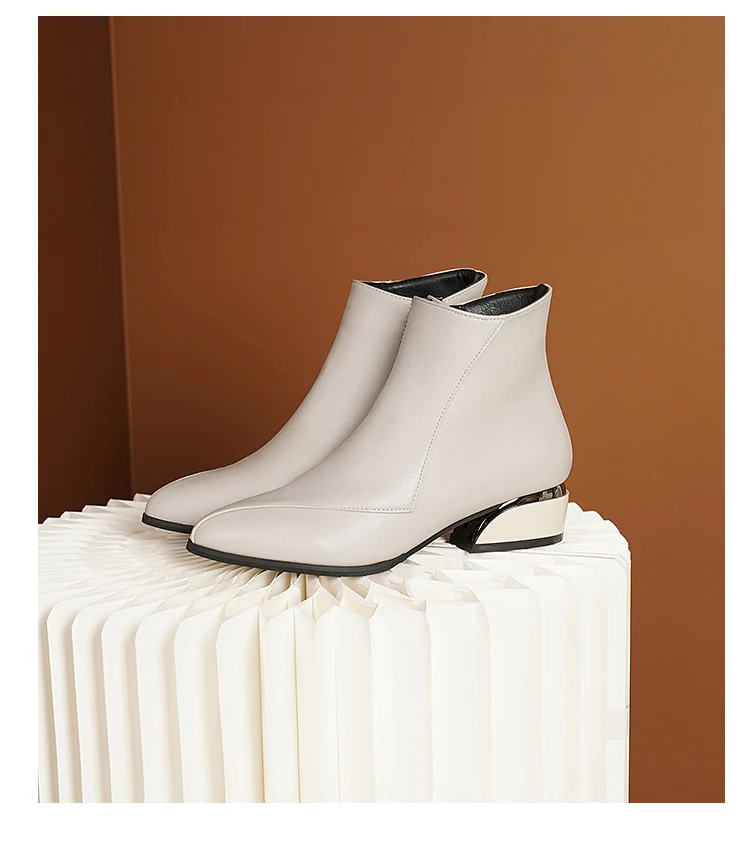Women's British-style fashionable chunky heel Martin boots provide comfort and style, perfect for everyday wear and addi — photo 13