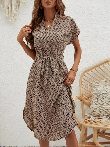 Title 8, Fashion Printed Waist Control Sleeve V-neck Sli...