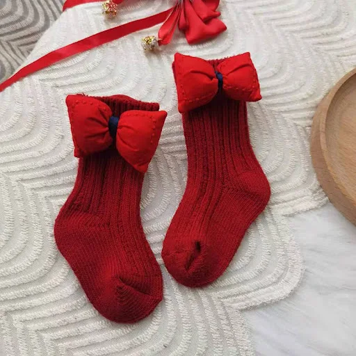 Title 5, Childrens Spanish Christmas Stockings Fall Winter