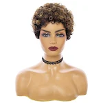 Peruca feminina cacheada curta, tendência de moda africana, cachos pequenos, cor natural, cabelo real, acessório para a cabeça. — foto 6
