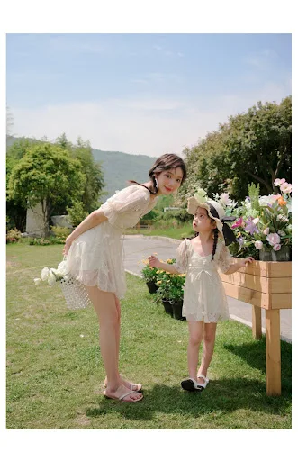 Title 1, New parent-child swimsuits designed to show thi...