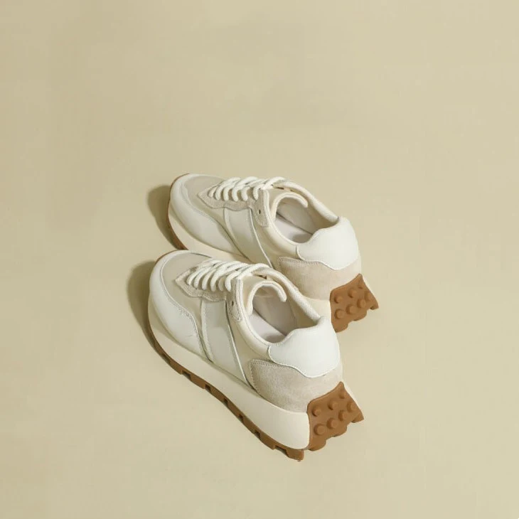 Tênis Casual Feminino com Aumento de Altura Eleve seu estilo e confiança com estes tênis confortáveis e modernos, perfeitos para um visual casual e sofisticado — foto 12