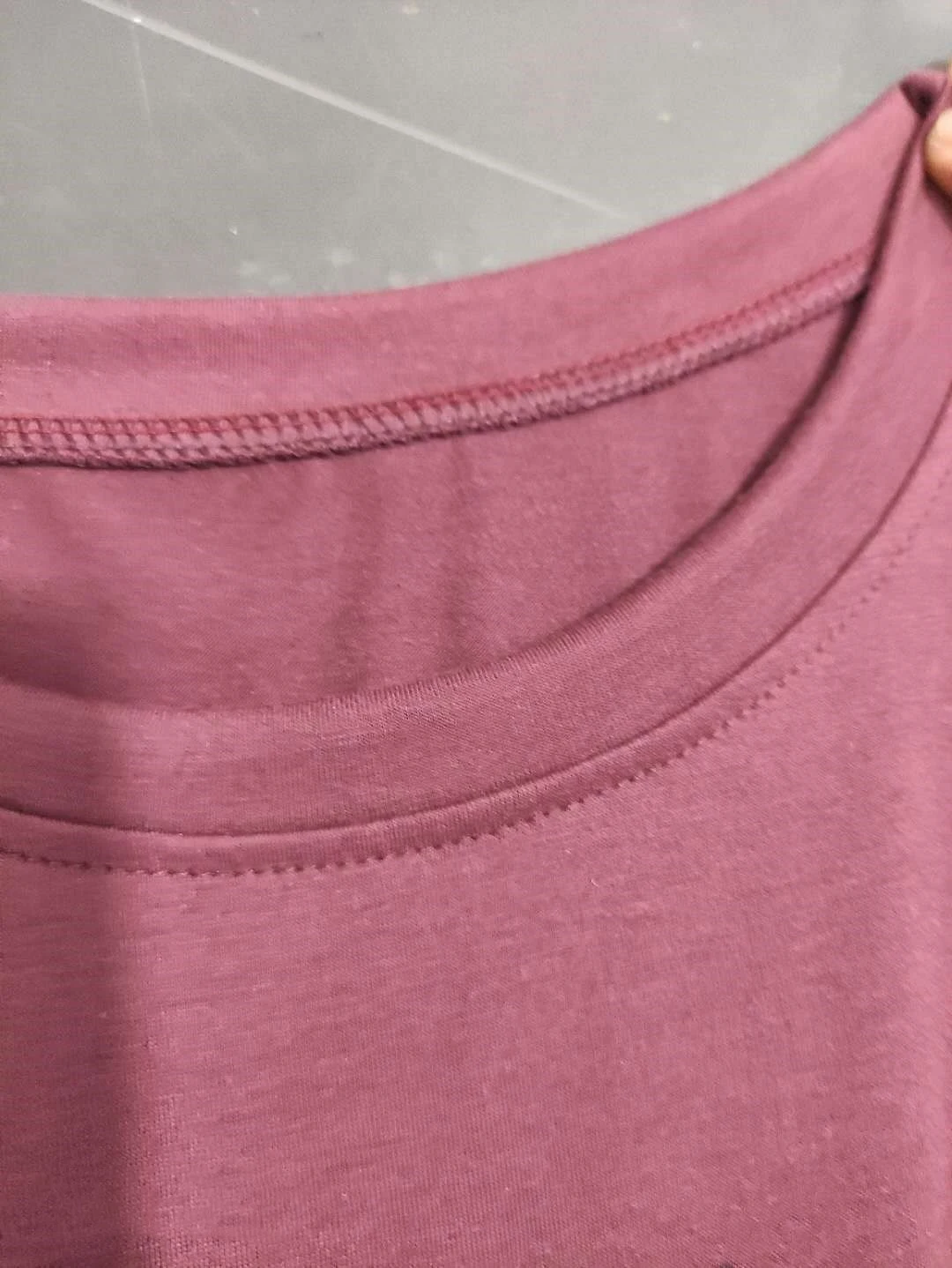 Camiseta Casual Manga Longa com Estampa de Três Gatos e Gola Redonda, Confortável para Uso Diário, Ideal para um Visual Descontraído — foto 1