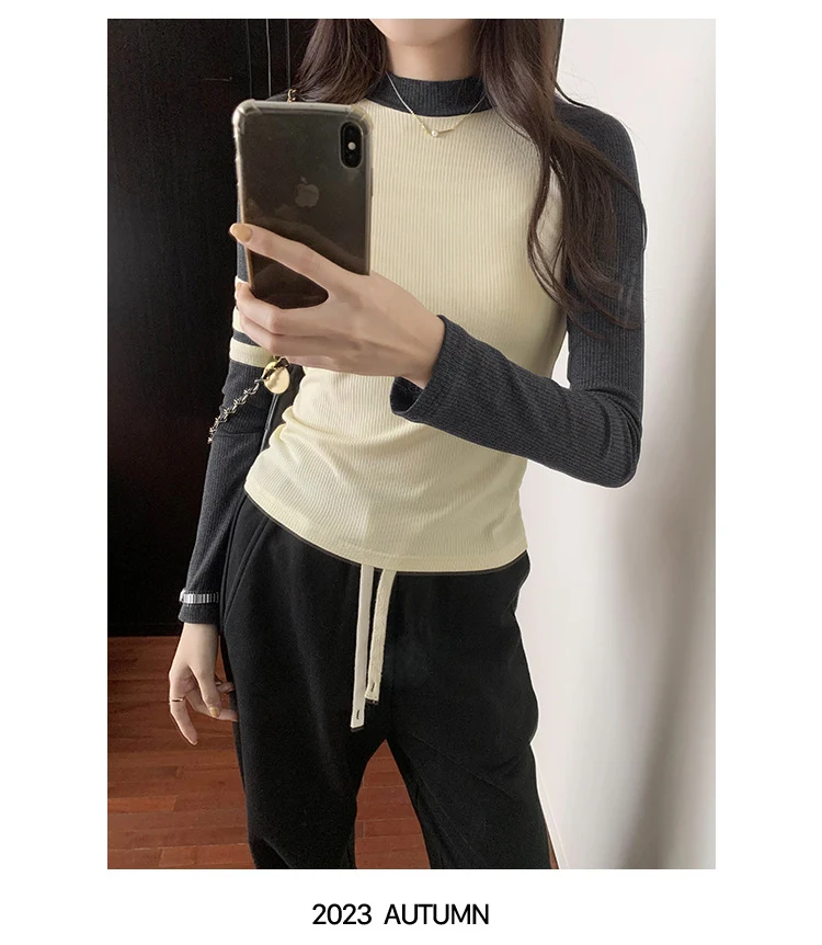 Title 22, Contrast Color Raglan Sleeve Sweater with a Ski...