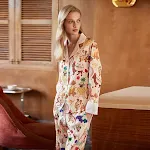 Simulation Silk Lapel Home Clothes Suit, offering ultimate comfort and relaxed elegance. Experience the soft touch and s — photo 4