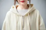 Casaco feminino plus size de lã espessa com capuz — foto 11