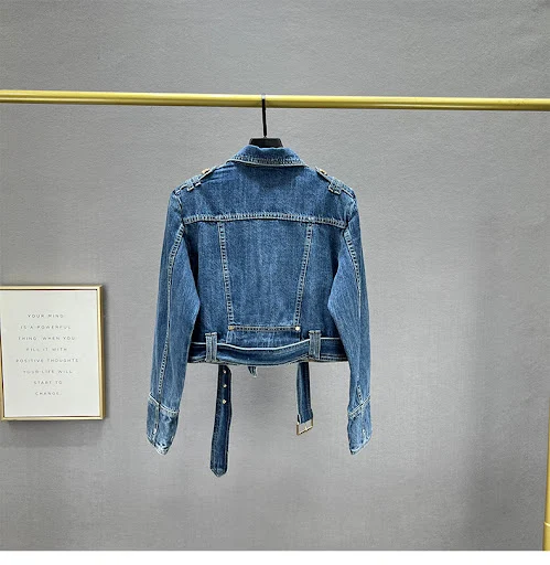 Title 23, Womens Short Denim Coat, Loose and Slimming Fi...