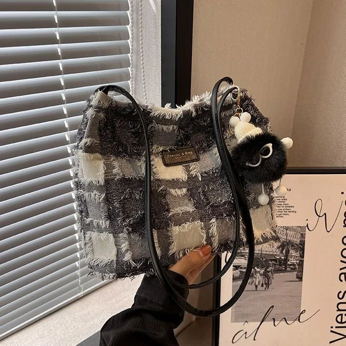 Title 2, Bolsa Tote Balde Feminina Unilateral