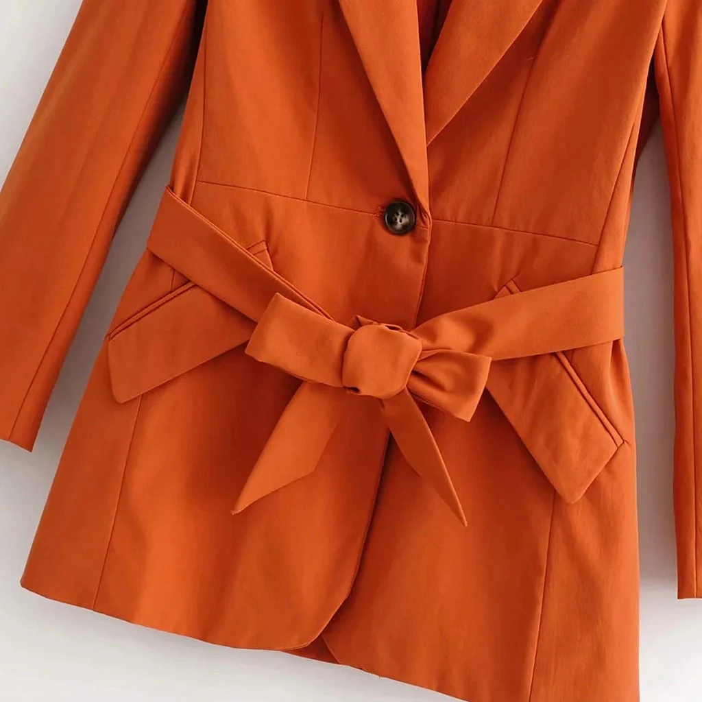 Blazer met lange mouwen en ceintuur, voor een stijlvolle uitstraling. Accentueert de taille, ideaal voor zowel formele als informele gelegenheden. — foto 2