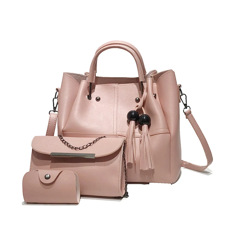 Bolsa de madrepérola com detalhes de tassel Elegância e brilho natural para eventos especiais. Um acessório sofisticado que complementa seu look com charme. — foto 2