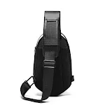Modieuze herentas met harde schaal polyeder design. Stijlvol en beschermend voor uw dagelijkse benodigdheden, perfect voor de moderne man. — foto 2
