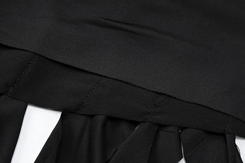 Gilet con reggicalze con nappe arricciate con personalità della moda — foto 17