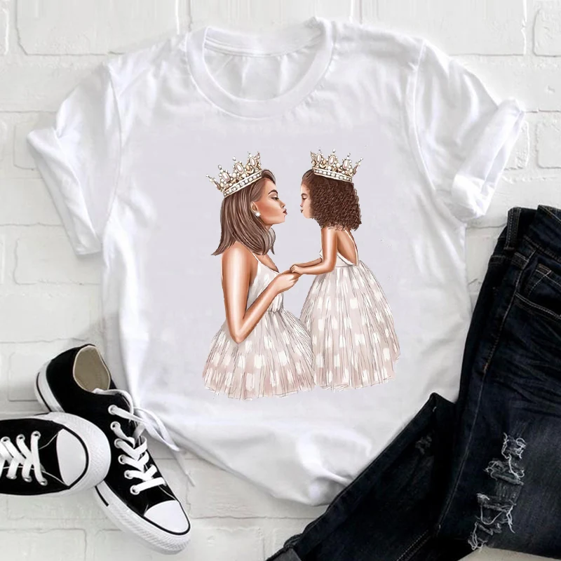 Title 3, Verão Mãe Família De Quatro Famílias Usam Camis...