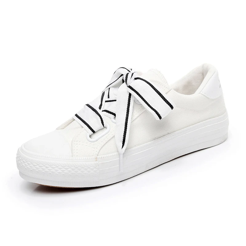 Women's Spring All-Match White Shoes Korean Harajuku Style Canvas Sneakers Student Board Shoes Comfortable and Stylish. — photo 4