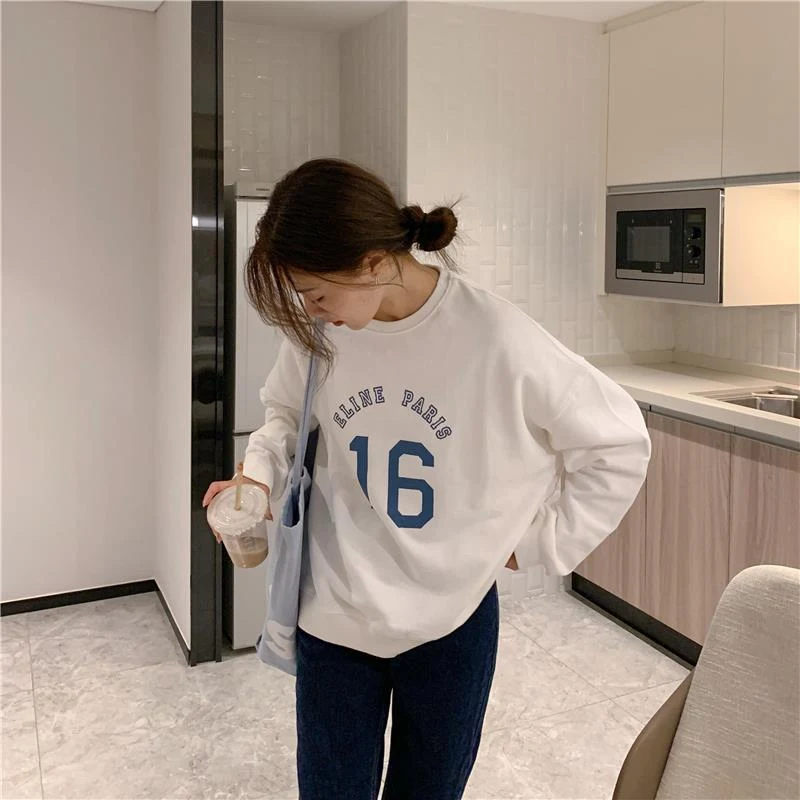 Suéter feminino de manga longa com estampa de letras, oversized, solto e confortável, ideal para um visual casual e moderno. — foto 12