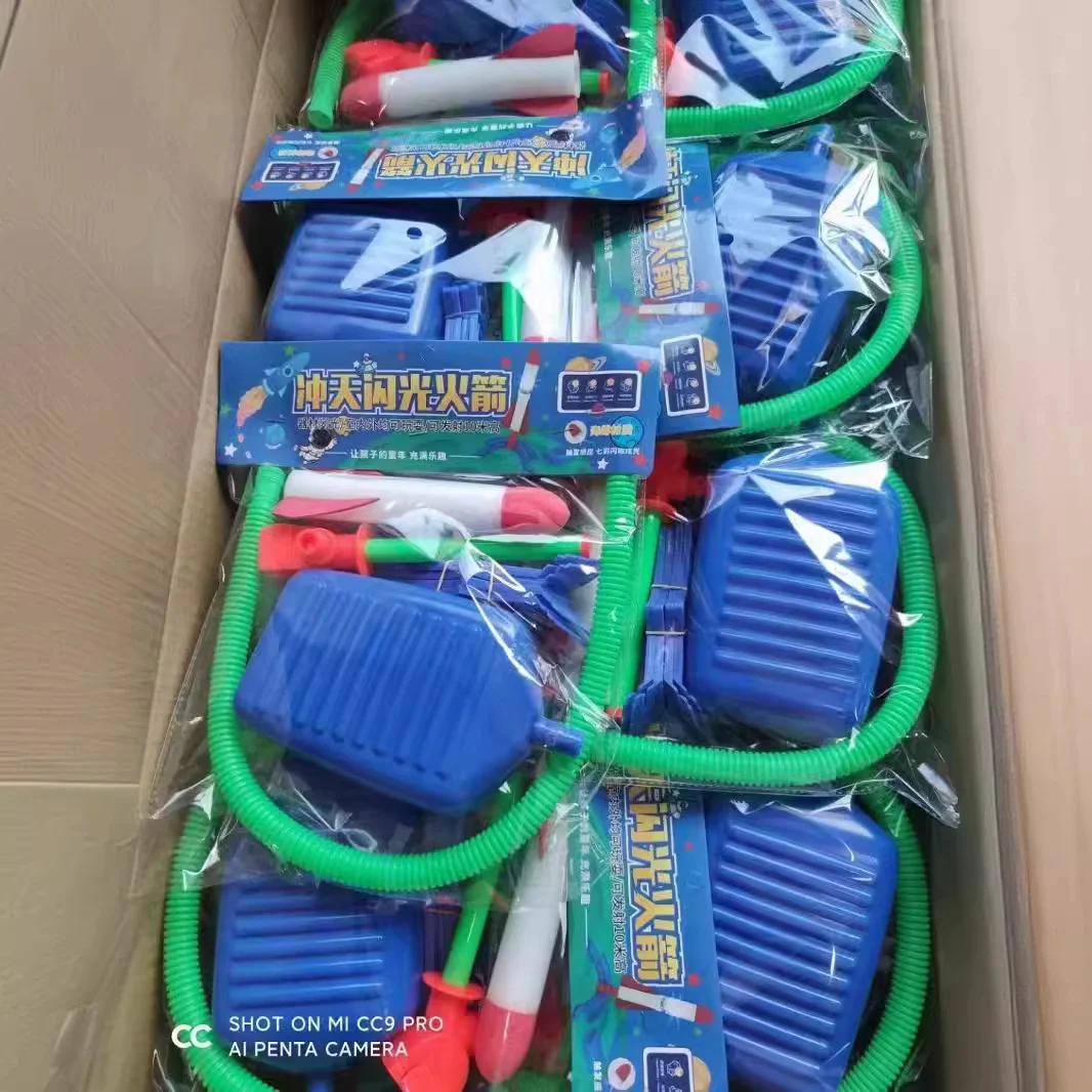 Lançador de Foguetes Flash Brinquedo Infantil Lance foguetes com os pés diversão ao ar livre Estimula atividade física educativo e fácil de usar para crianças. — foto 7