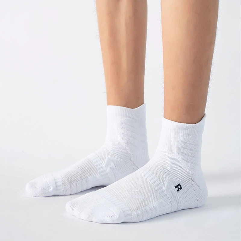 Badminton sokken sport medium en lange buis fitness zweet absorberend. Ademend comfort en prestaties voor jouw badmintonspel. — foto 5