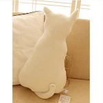 Travesseiro com vista traseira de gato, macio e fofo. Ideal para abraçar, decorar o quarto ou sala e relaxar com um amigo felino. — foto 2