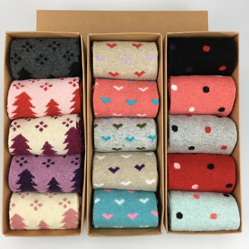 Title 2, Womens Fashionable Warm Wool Extra Thick Socks