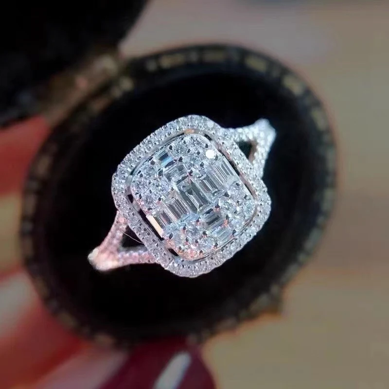 Anel de diamante de açúcar Big Rock Y. Desfrute de um brilho deslumbrante com este anel impressionante, perfeito para ocasiões especiais e uso diário. — foto 5