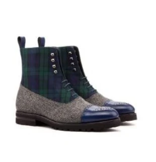 Title 1, Mens Check Color Block Boots for a stylish and...