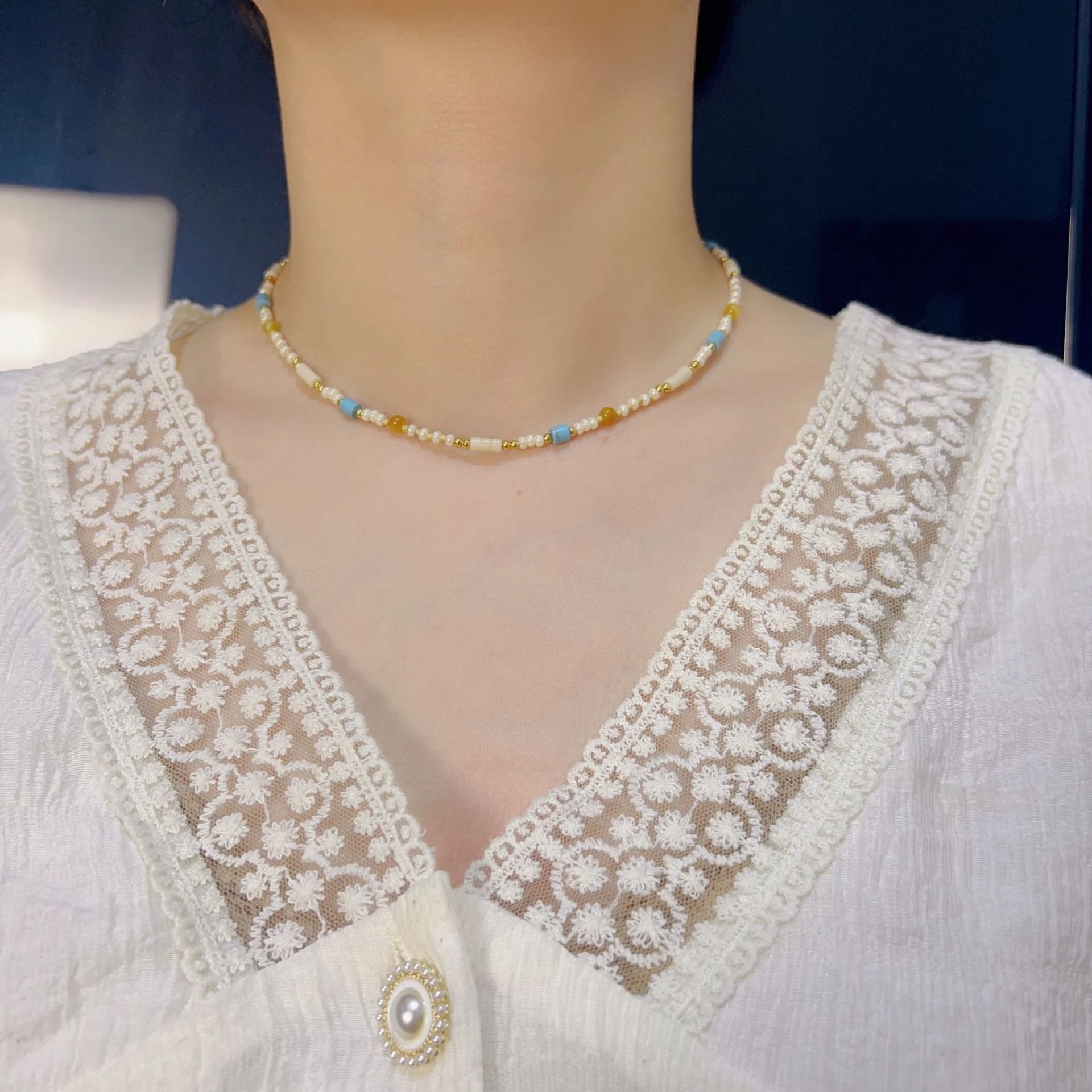 Colar Versátil de Moda e Personalidade Feminino Expresse seu estilo único com este colar estiloso. Perfeito para complementar qualquer look e realçar sua personalidade. — foto 7