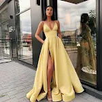 Vestido feminino slim fit com suspensórios, decote em V profundo e fenda, um elegante vestido de noite para ocasiões especiais. — foto 19