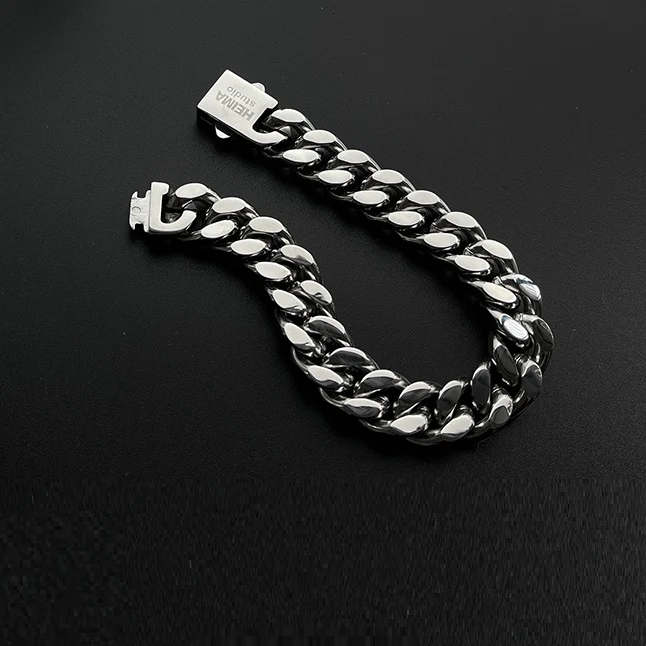 Pulseira Cubana Hip Hop para Homens, Textura Industrial Pesada e Simples, Design Robusto e Estiloso, Perfeita para o Dia a Dia — foto 1