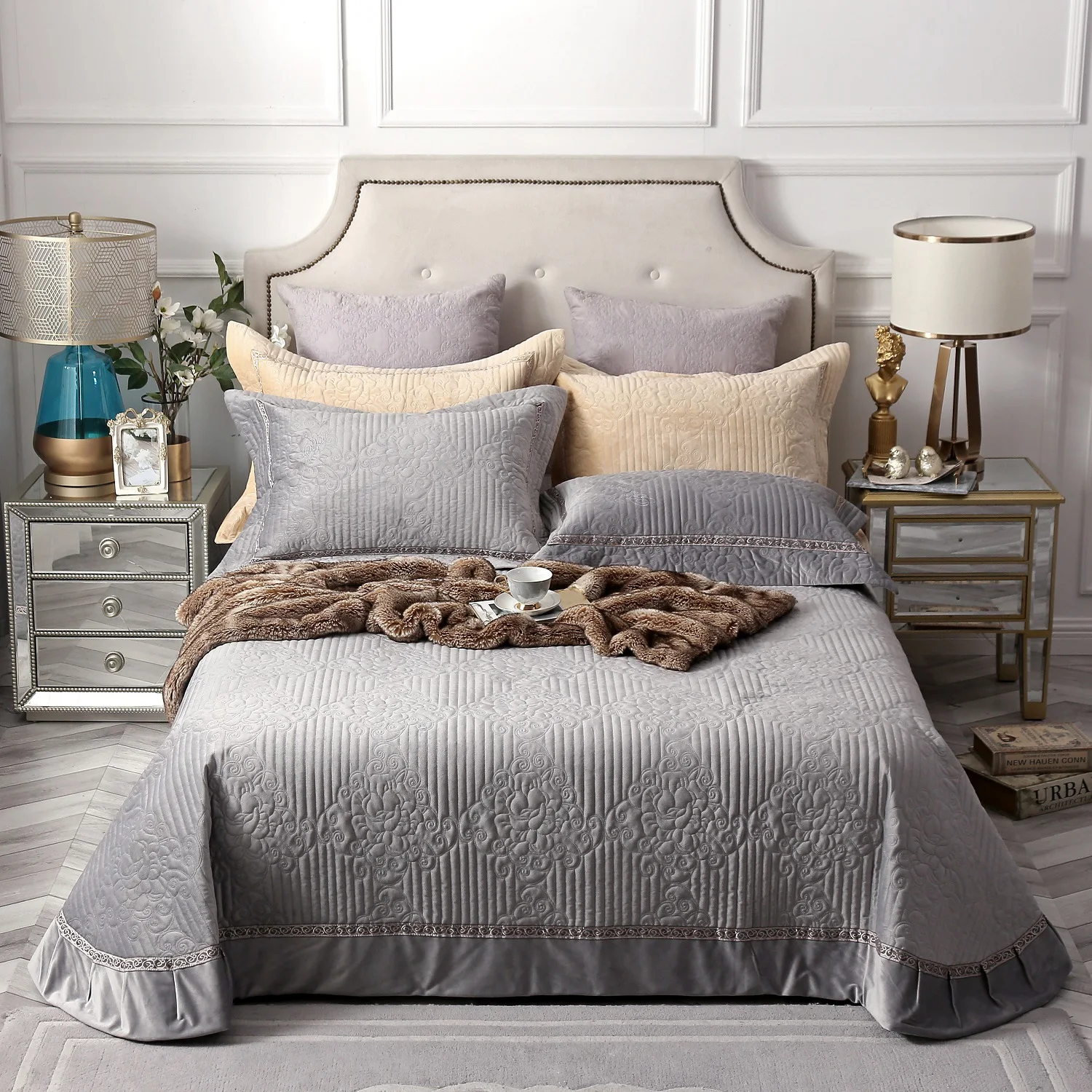 Jogo de colcha de três peças para cama, ideal para conforto e estilo. Transforme seu quarto em um refúgio de tranquilidade e durma bem. — foto 2