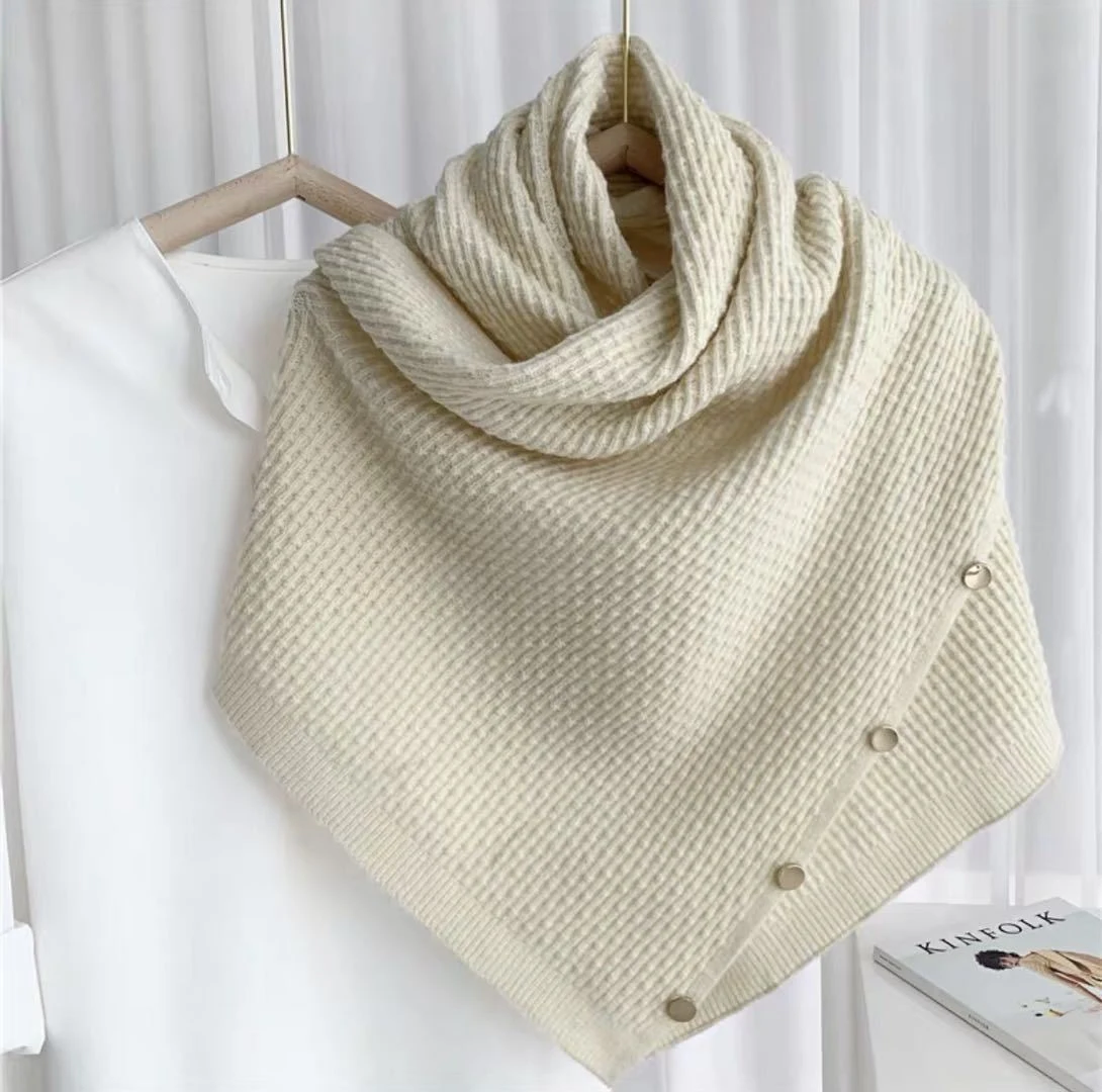 Title 2, Gilet senza maniche con mantella snood in cashm...