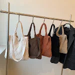 Bolsas de lã tricotadas estilo literário japonês e coreano para mulheres. Perfeitas para uso diário, combinando moda e funcionalidade. — foto 1