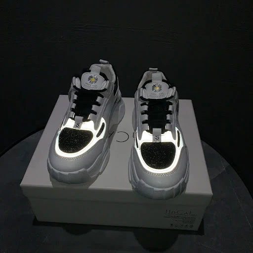 Title 7, Student Breathable And Comfortable Light White ...