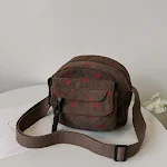 Bolsa de tecido de veludo cotelê feminina com estampa de morango, charmosa e funcional, perfeita para carregar seus pertences com elegância. — foto 46