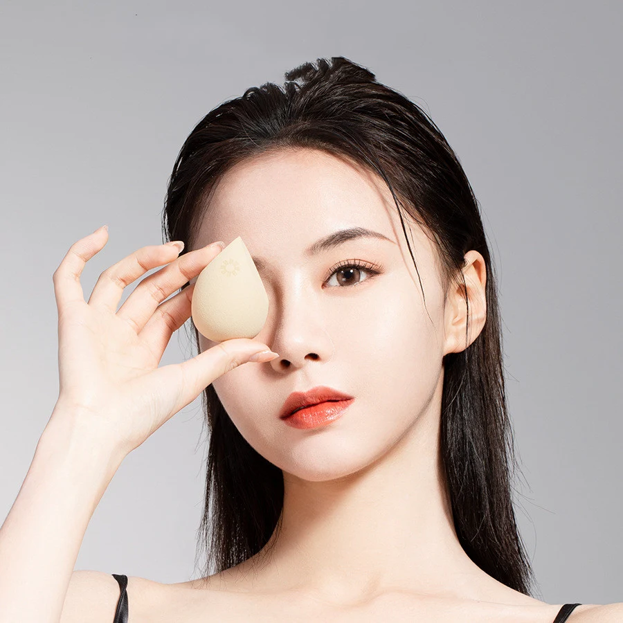 Title 3, Q Bomb Wet and Dry No Powder Easy to Apply Make...