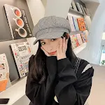 Houndstooth Peaked Cap Beige